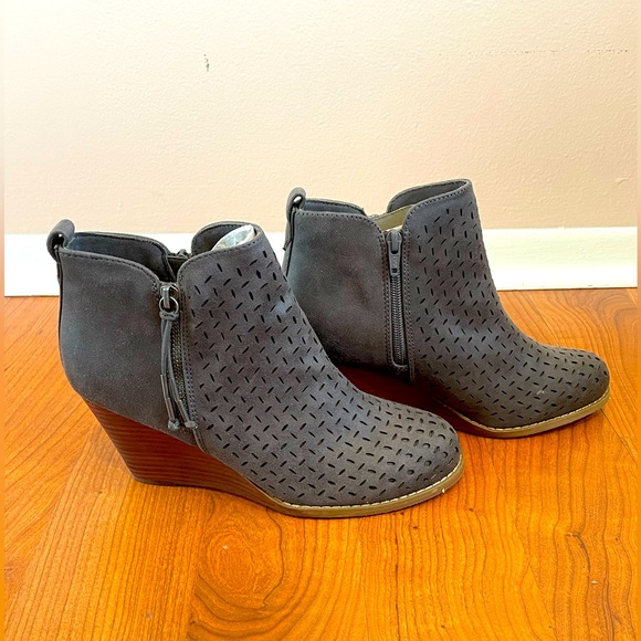 Report Footwear - Picture 2 of 4